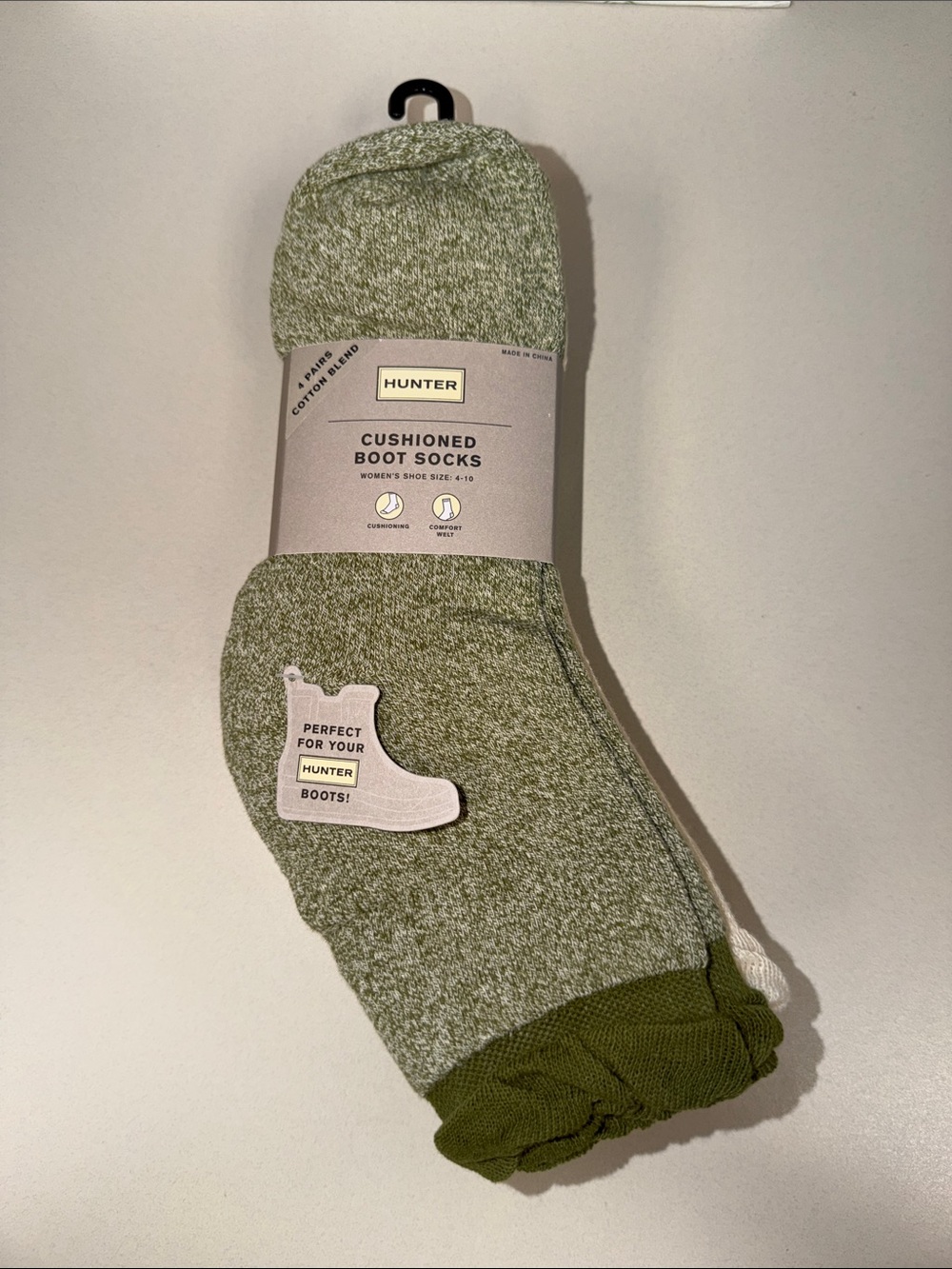 HUNTER Ladies 4 pk Cream Tan Heather Gray Green Cushioned Boot Socks